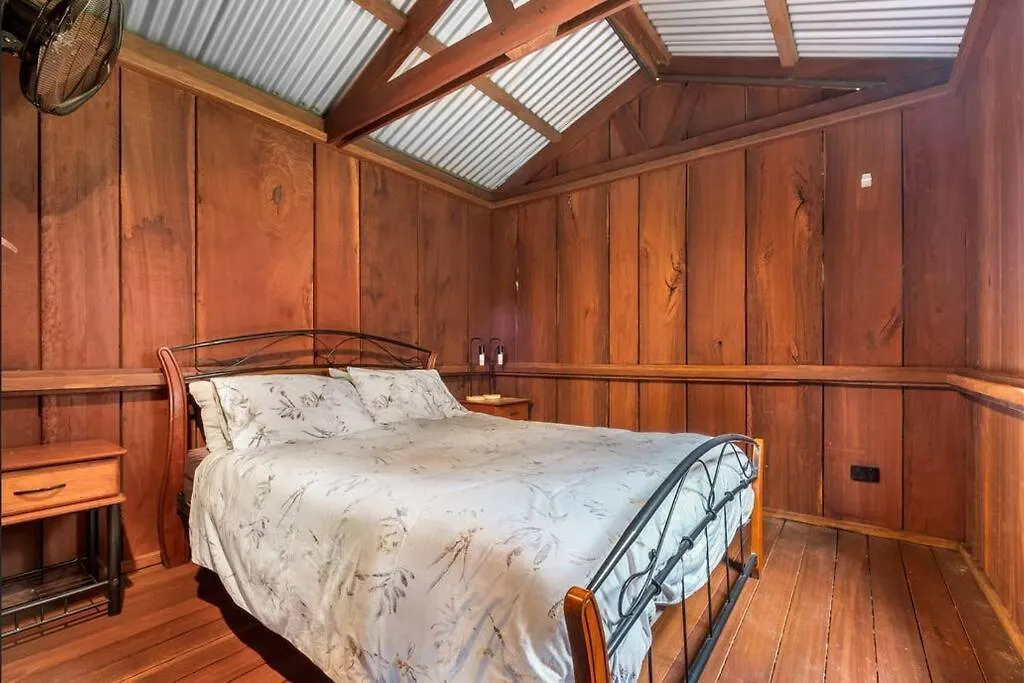 Holiday home Country Cottage Close To Montville Sunshine Coast Perwillowen Australia